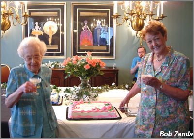 Miriam & Edna & retirement cake